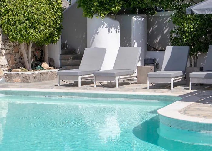 Manos Ξενοδοχείο 2*