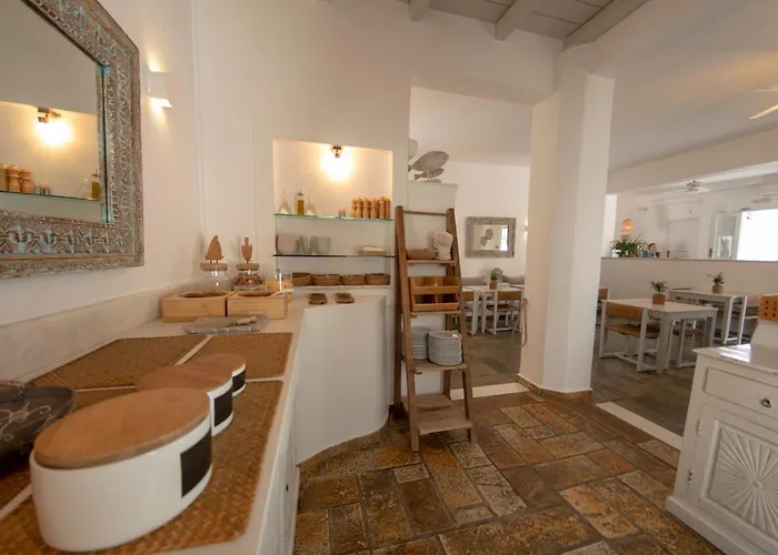 Ξενοδοχείο Manos