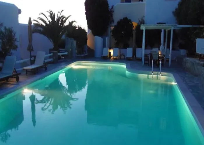 Ξενοδοχείο Manos 2*