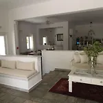 Hotel Manos