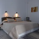 Manos Hotel