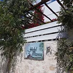 Manos 2* Naousa