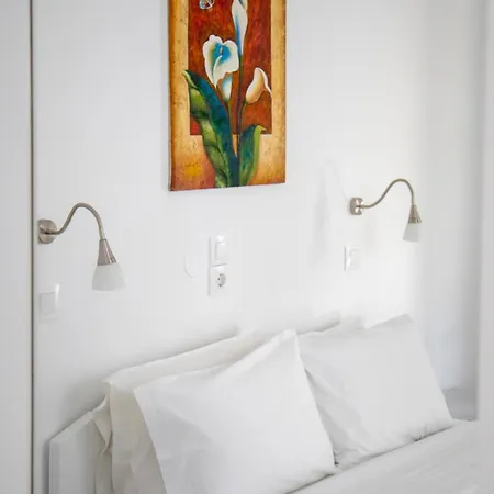 Manos Отель Науса