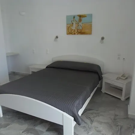 Ξενοδοχείο Manos Νάουσα